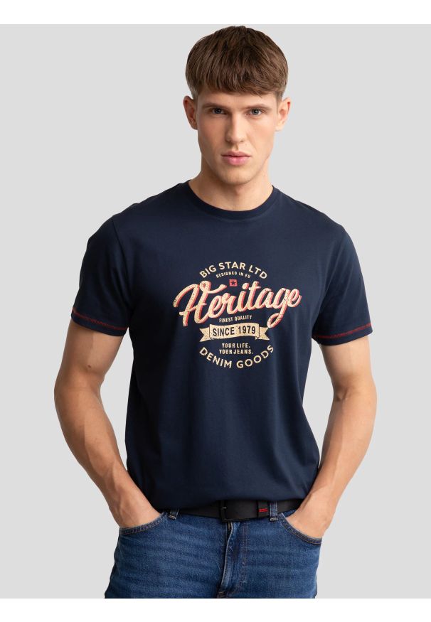 Big-Star - Koszulka męska z nadrukiem granatowa Jaman 403. Kolor: niebieski. Materiał: bawełna. Wzór: nadruk. Sezon: lato. Styl: vintage, wakacyjny, retro, klasyczny
