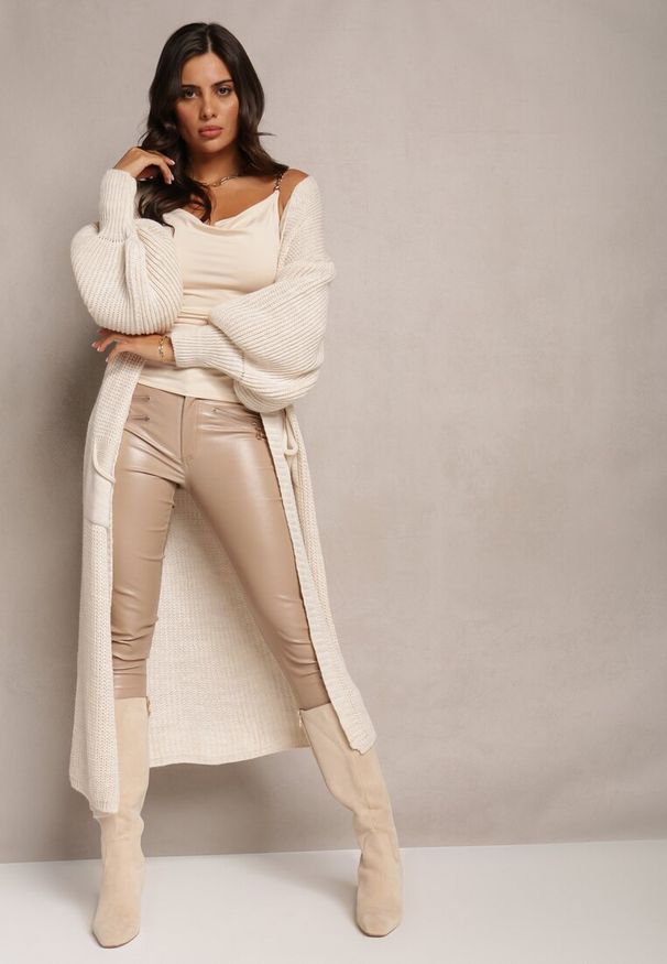 Renee - Jasnobeżowy Kardigan Długi z Bufiastym Rękawem Mesho. Kolor: beżowy. Materiał: jeans. Długość: długie. Styl: elegancki