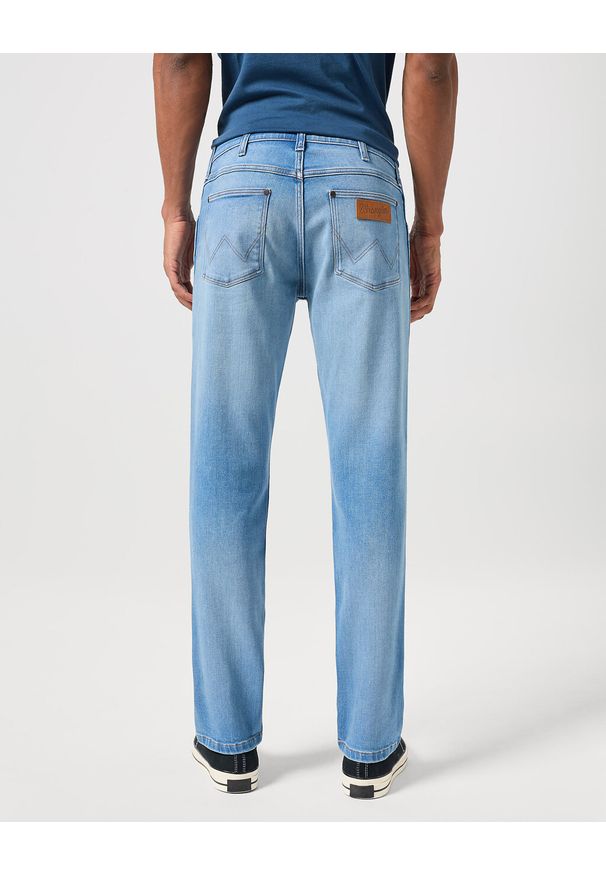 Wrangler - WRANGLER GREENSBORO MĘSKIE SPODNIE JEANSOWE JEANSY DŻINSY ACE HIGH 112350743 W15Q017956