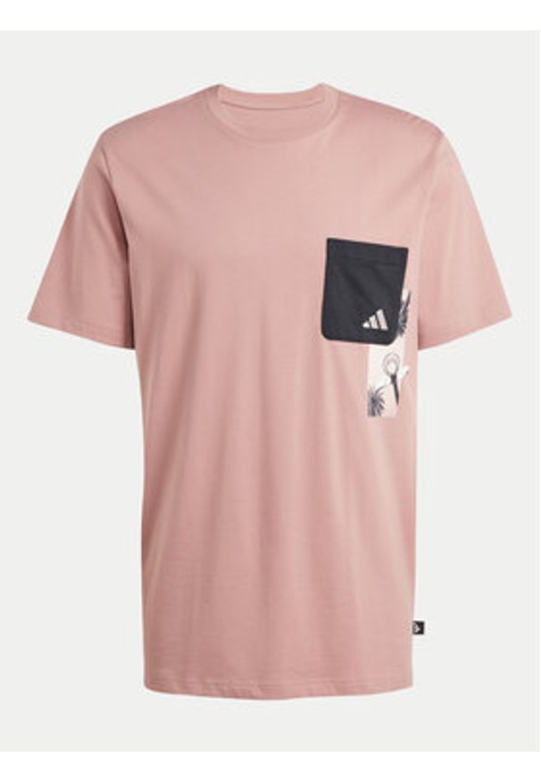 Adidas - adidas T-Shirt Lens Elevated Pocket Graphic JJ3927 Różowy Loose Fit. Kolor: różowy. Materiał: bawełna