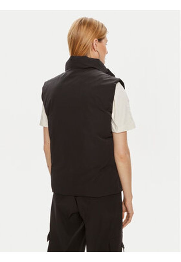 Guess Bezrękawnik Aurelie V4YL00 WG982 Czarny Regular Fit. Kolor: czarny. Materiał: syntetyk. Długość rękawa: bez rękawów