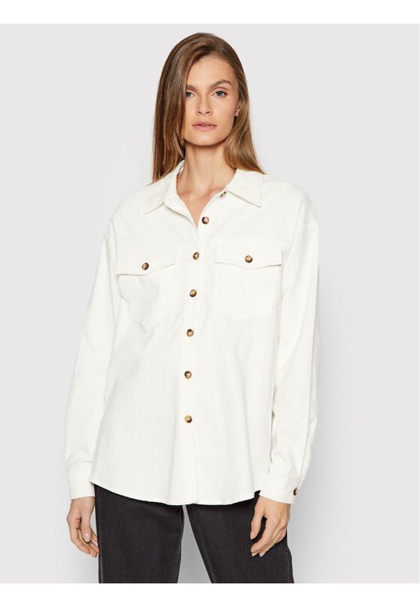 NA-KD Koszula Corduroy 1014-001197-0001-581 Biały Relaxed Fit. Kolor: biały. Materiał: bawełna
