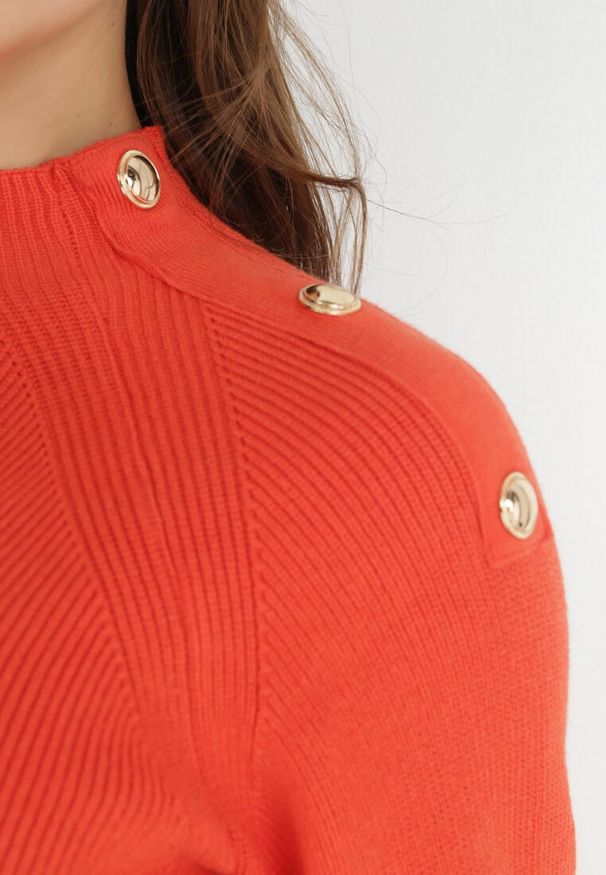 Born2be - Pomarańczowy Sweter Dzianinowy z Długim Rękawem i Guzikami Omes. Kolor: pomarańczowy. Materiał: dzianina. Długość rękawa: długi rękaw. Długość: długie