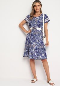 Born2be - Granatowa Wiskozowa Sukienka o Rozkloszowanym Kroju w Stylu Boho Melnea. Typ kołnierza: dekolt w łódkę. Kolor: niebieski. Materiał: wiskoza. Długość rękawa: krótki rękaw. Sezon: lato. Styl: boho #3