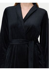 Triumph Koszulka piżamowa Sensual Velour 10225078 Czarny Relaxed Fit. Kolor: czarny. Materiał: syntetyk #4