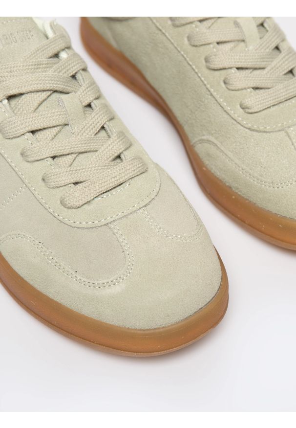 Big-Star - Sneakersy damskie ze skóry naturalnej zamszowej pistacjowe RR274848 300. Okazja: na co dzień. Kolor: zielony. Materiał: skóra, zamsz