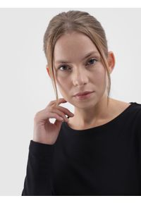 4f - 4F Longsleeve slim gładki damski - czarny S. Okazja: na co dzień. Kolor: czarny. Materiał: materiał, bawełna, jersey, dzianina, elastan. Długość rękawa: długi rękaw. Długość: długie. Wzór: gładki. Styl: sportowy, klasyczny, casual #2