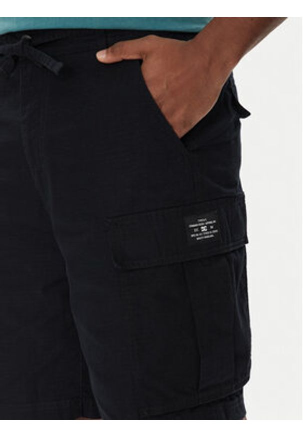 DC Szorty materiałowe Tundra ADYWS03086 Czarny Regular Fit. Kolor: czarny. Materiał: bawełna