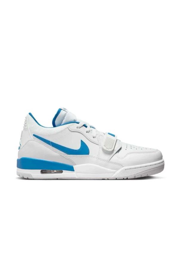 Nike Jordan Air Jordan Legacy 312 Low Sneakersy męskie. Okazja: na co dzień. Zapięcie: pasek. Kolor: biały. Materiał: syntetyk, materiał, skóra. Szerokość cholewki: normalna. Sezon: lato. Model: Nike Air Jordan. Sport: koszykówka