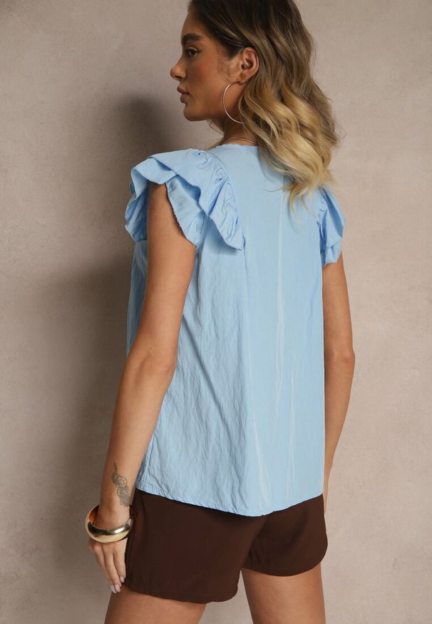 Renee - Niebieska Bluzka z Wiskozą i Falbankami Divama. Okazja: na co dzień. Typ kołnierza: kołnierz z falbankami. Kolor: niebieski. Materiał: wiskoza. Styl: elegancki, casual