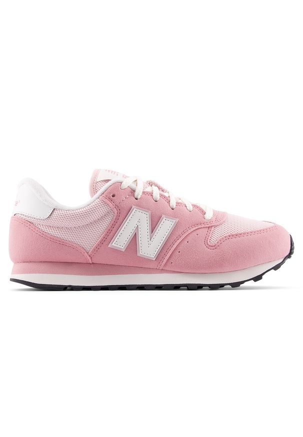 Buty damskie New Balance GW500PKS - różowe. Okazja: na co dzień. Kolor: różowy. Materiał: zamsz, guma. Szerokość cholewki: normalna