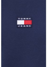 Tommy Jeans Bluza bawełniana męska kolor granatowy z aplikacją. Okazja: na co dzień. Kolor: niebieski. Materiał: bawełna. Wzór: aplikacja. Styl: casual #4