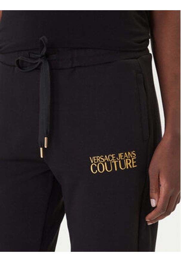 Versace Jeans Couture Spodnie dresowe 80HAAT01 CF01T Czarny Regular Fit. Kolor: czarny. Materiał: bawełna