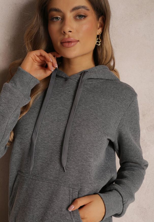 Renee - Ciemnoszara Bluza Basic z Kapturem Corbetes. Typ kołnierza: kaptur. Kolor: szary. Materiał: tkanina, polar, dresówka, prążkowany. Długość rękawa: długi rękaw. Długość: długie. Wzór: gładki, jednolity