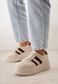 Renee - Beżowe Sneakersy na Platformie ze Skóry Naturalnej Ozdobione Paskami Sovimi. Okazja: na co dzień. Zapięcie: pasek. Kolor: beżowy. Materiał: skóra. Wzór: aplikacja. Obcas: na platformie #1