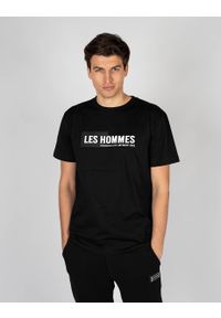 Les Hommes T-shirt Front Logo | LKT202 700P | Regular Fit Mercerized Cotton T-Shirt | Mężczyzna | Czarny. Okazja: na co dzień. Kolor: czarny. Materiał: bawełna. Wzór: nadruk. Styl: casual