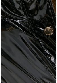 Love Moschino Kurtka damska kolor czarny zimowa. Okazja: na co dzień. Kolor: czarny. Sezon: zima. Styl: casual #3