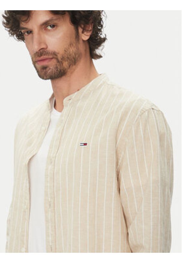 Tommy Jeans Koszula DM0DM20893 Beżowy Regular Fit. Kolor: beżowy. Materiał: len, bawełna