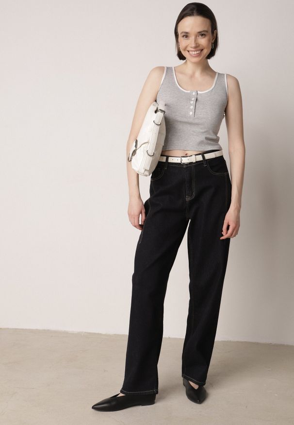 Born2be - Szary Bawełniany Top w Prążki z Guzikami przy Dekolcie Bervise. Okazja: na co dzień. Kolor: szary. Materiał: bawełna. Wzór: prążki. Styl: casual