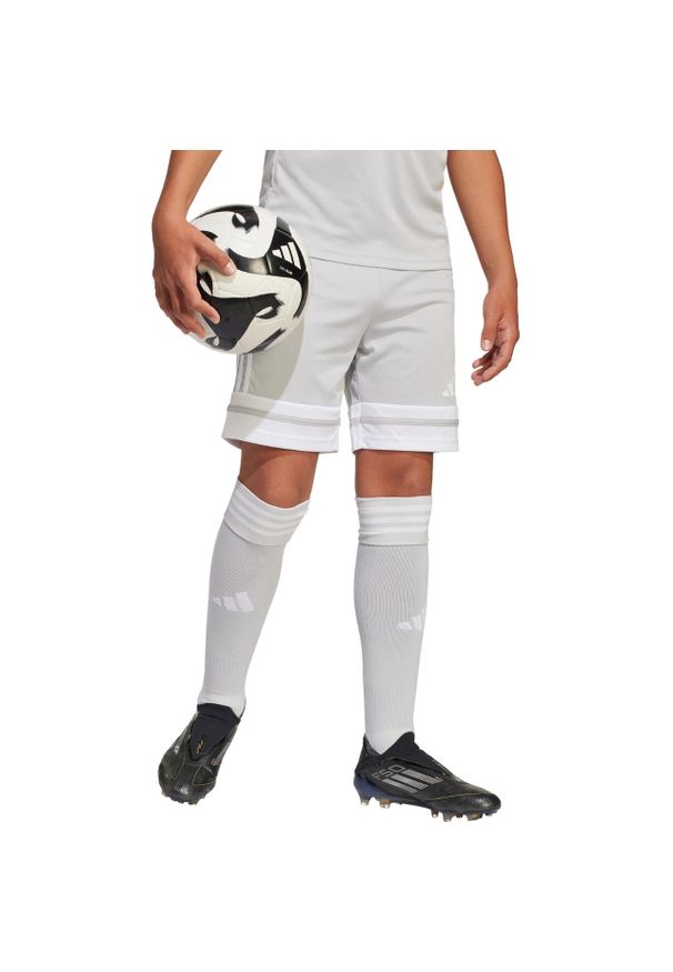 Adidas - Spodenki dla dzieci adidas Squadra 25. Kolor: biały, szary, wielokolorowy. Materiał: materiał. Styl: sportowy