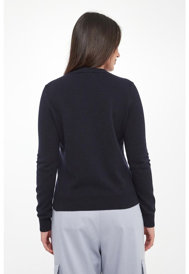 Sweter damski wełniany PESERICO. Materiał: wełna