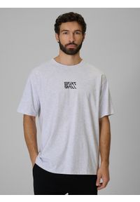 4f - 4F T-shirt loose z nadrukiem męski - szary M. Okazja: na co dzień. Kolor: szary. Materiał: materiał, bawełna, dzianina. Wzór: nadruk. Styl: casual #2