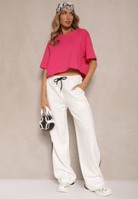 Renee - Różowy T-shirt o Fasonie Cropped Oversize Brighta. Kolor: różowy. Materiał: jeans