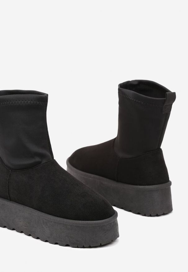 Born2be - Czarne Śniegowce na Grubej Podeszwie z Dopasowaną Cholewką Lannira. Okazja: na spacer. Kolor: czarny. Materiał: wełna, jeans. Szerokość cholewki: normalna. Sezon: zima. Styl: elegancki