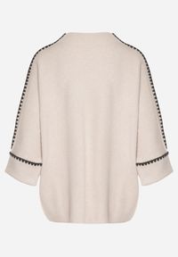 Born2be - Beżowy Sweter z Kontrastową Lamówką Tuselle. Okazja: na spotkanie biznesowe, do pracy. Kolor: beżowy. Materiał: jeans. Styl: biznesowy #5