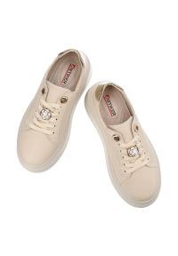 Beżowe Sneakersy Artiker Sportowe Obuwie Damskie Na Platformie. Zapięcie: sznurówki. Kolor: beżowy. Szerokość cholewki: normalna. Sezon: lato. Obcas: na platformie #7