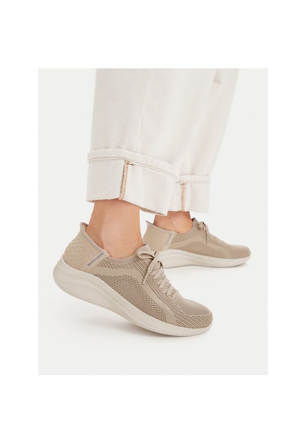 skechers - Sneakersy Skechers. Kolor: beżowy