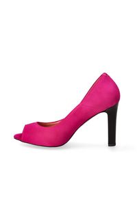Arturo Vicci - Czółenka różowe zamszowe peep toe. Nosek buta: otwarty. Kolor: różowy. Materiał: zamsz. Obcas: na słupku #2
