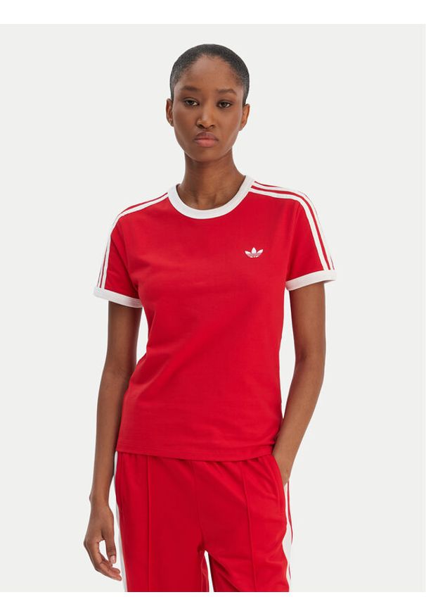 Adidas - adidas T-Shirt 3-Stripes KD3676 Czerwony Slim Fit. Kolor: czerwony. Materiał: bawełna