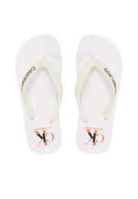 Calvin Klein Jeans Japonki Beach Sandal Logo YM0YM00656 Biały. Kolor: biały