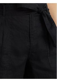 Lauren Ralph Lauren Szorty materiałowe 200862092001 Czarny Regular Fit. Kolor: czarny. Materiał: len