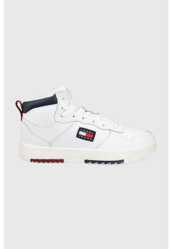 Tommy Jeans sneakersy skórzane EM0EM00896YBR kolor biały. Nosek buta: okrągły. Zapięcie: sznurówki. Kolor: biały. Materiał: skóra