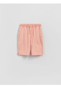 Reserved - Szorty bermudy - brzoskwiniowy. Kolor: pomarańczowy. Materiał: dzianina, bawełna