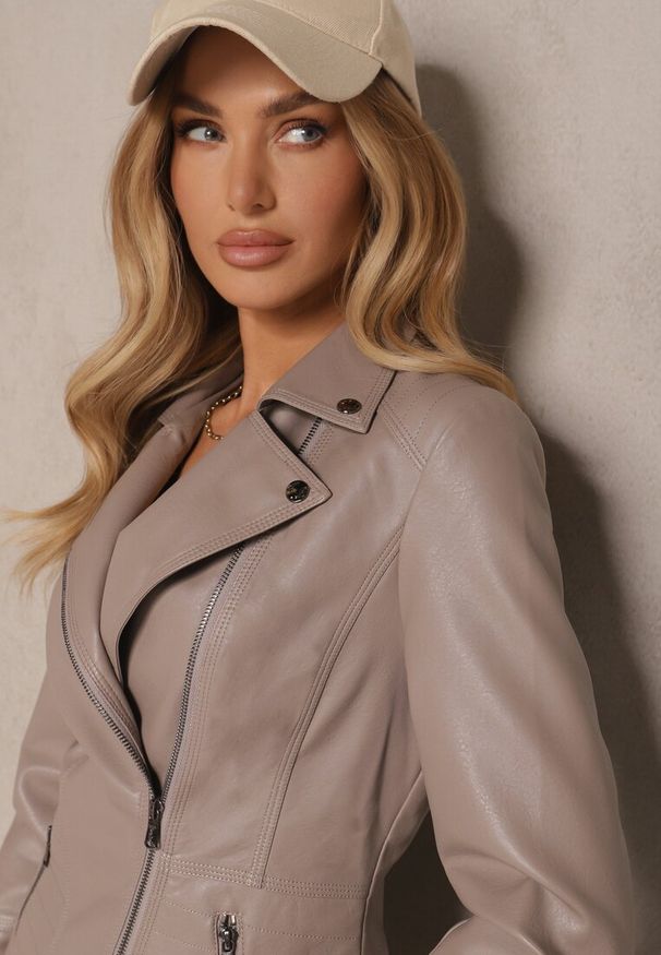 Renee - Ciemnobeżowa Kurtka w Stylu Ramoneski z Suwakiem i Napami Mevira. Okazja: na co dzień. Kolor: beżowy. Materiał: jeans. Styl: wizytowy, casual, rockowy