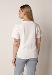 Born2be - Biały T-shirt z Bawełny w Klasycznym Stylu z Apaszką Bluestel. Okazja: do pracy, na co dzień, na spotkanie biznesowe. Kolor: biały. Materiał: bawełna. Długość: długie. Styl: klasyczny #7