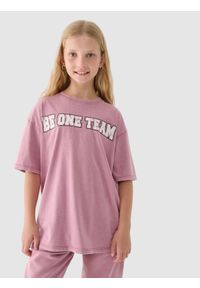4f - 4F T-shirt z nadrukiem dziewczęcy - różowy 122 (6-7 lat). Okazja: na co dzień. Kolor: różowy. Materiał: dzianina, bawełna, jersey. Długość rękawa: krótki rękaw. Długość: krótkie. Wzór: nadruk. Sezon: lato. Styl: klasyczny, sportowy, casual