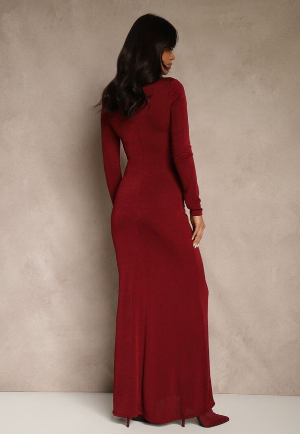 Renee - Bordowa Taliowana Sukienka Koktajlowa Lonsgleeve z Elegancką Aplikacją Idirena. Typ kołnierza: dekolt kwadratowy. Kolor: czerwony. Wzór: aplikacja. Typ sukienki: oversize. Styl: wizytowy, elegancki