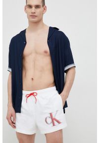 Calvin Klein szorty kąpielowe kolor biały. Kolor: biały. Materiał: tkanina, poliester, materiał. Wzór: nadruk #1