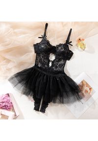 Intica - Komplet bielizny koronkowej z baskinką na romantyczne wieczory Sunnefa. Kolor: czarny. Materiał: koronka. Wzór: koronka