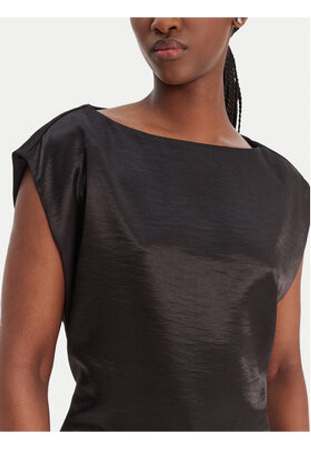 Guess Bluzka W6RH19 W2612 Czarny Regular Fit. Kolor: czarny. Materiał: syntetyk