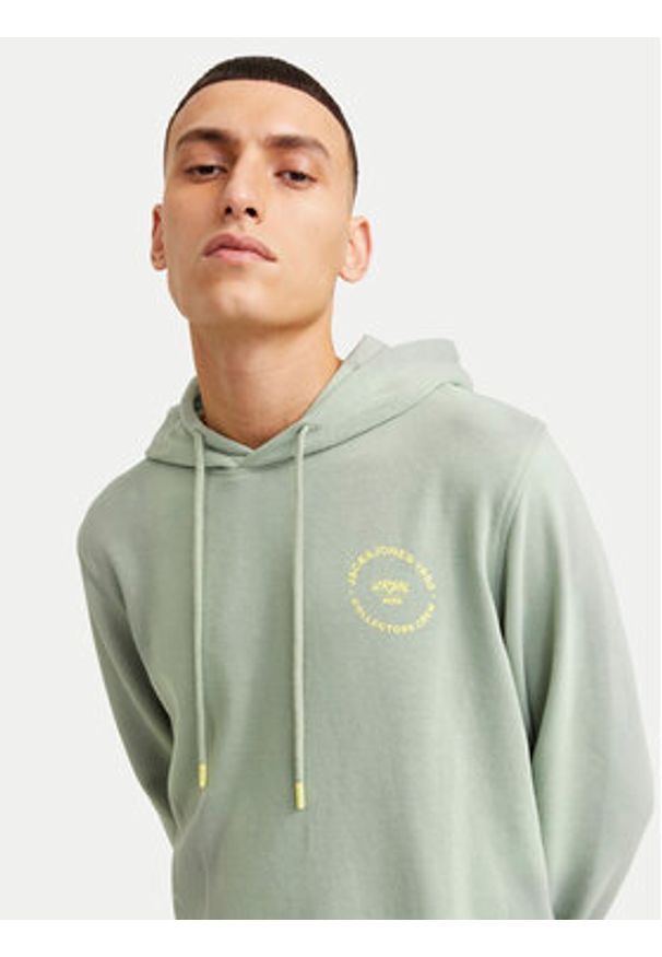 Jack & Jones - Jack&Jones Bluza Simon 12269353 Zielony Standard Fit. Kolor: zielony. Materiał: bawełna