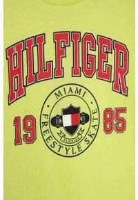 TOMMY HILFIGER - Tommy Hilfiger - T-shirt dziecięcy 128-176 cm. Okazja: na co dzień. Kolor: żółty, zielony, wielokolorowy. Materiał: bawełna, dzianina. Wzór: nadruk. Styl: casual #2