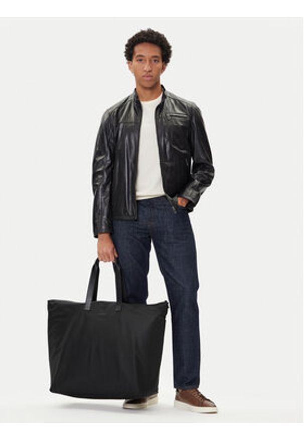 Emporio Armani Torba EM001798 AF13454 UC001 Czarny. Kolor: czarny. Materiał: materiał