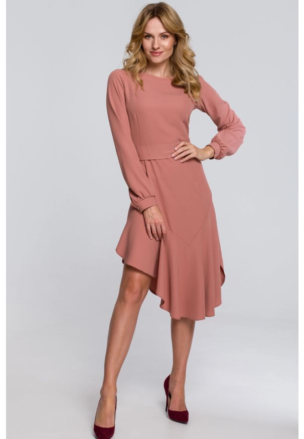 Sukienki.shop - Asymetryczna sukienka z falbaną w stylu flamenco. Typ sukienki: asymetryczne