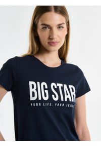 Big-Star - Koszulka damska z nadrukiem granatowa Brigida 403. Kolor: niebieski. Materiał: dzianina, skóra, jeans. Wzór: nadruk. Styl: klasyczny