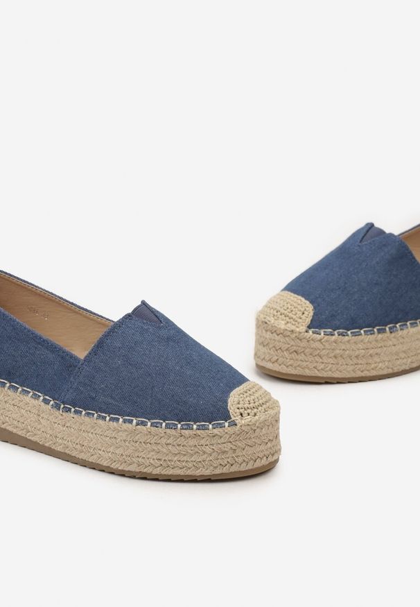 Born2be - Niebieskie Espadryle na Plecionej Podeszwie z Ozdobnymi Noskami Litherise. Okazja: na co dzień. Kolor: niebieski. Materiał: len. Wzór: aplikacja. Sezon: lato. Styl: elegancki, casual